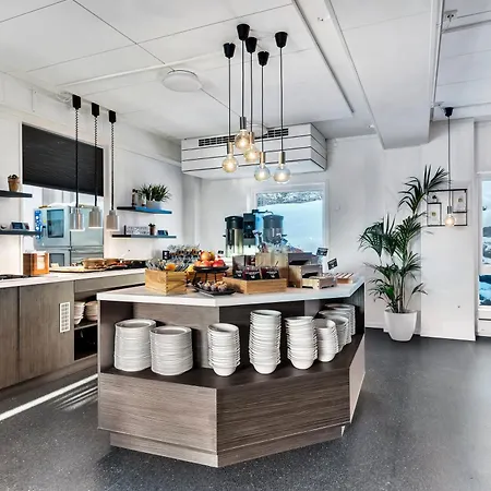 Aiden By Western Harstad Narvik Airport 3*