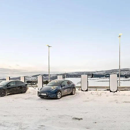 Aiden By Western Harstad Narvik Airport 3*