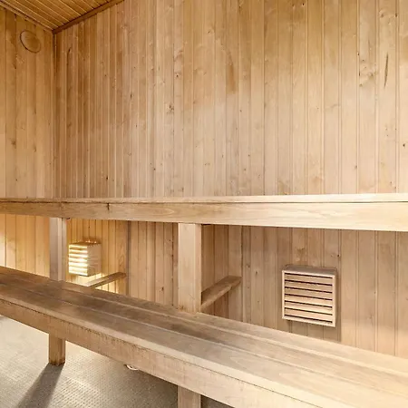 Aiden By Western Harstad Narvik Airport Hotell 3*