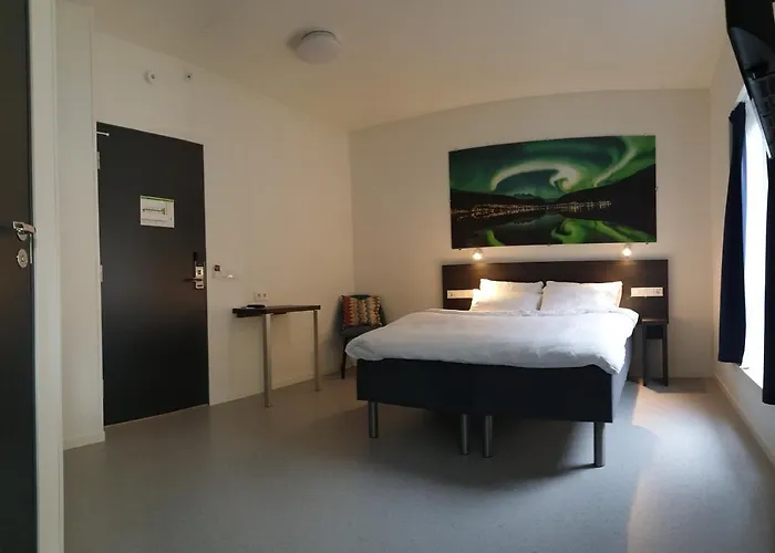 Aiden By Western Harstad Narvik Airport 3*