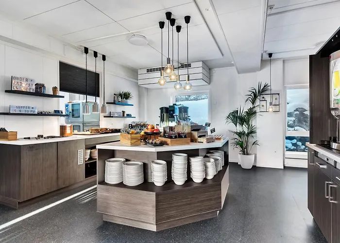 Aiden By Western Harstad Narvik Airport 3*