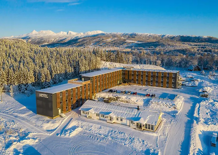 Aiden By Western Harstad Narvik Airport 3*