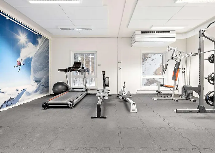 Aiden By Western Harstad Narvik Airport מלון 3*